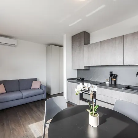 - Vista Mare Panoramica Con Piscina Apartament