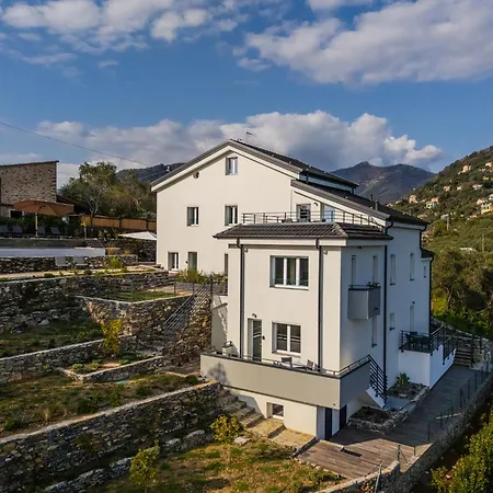 - Vista Mare Panoramica Con Piscina Rapallo