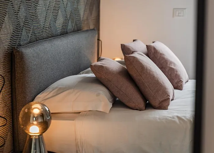 - Vista Mare Panoramica Con Piscina Apartment *