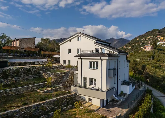 - Vista Mare Panoramica Con Piscina Rapallo